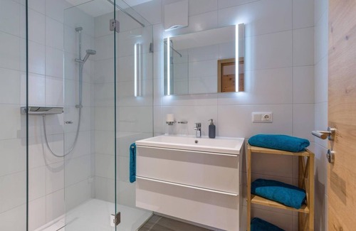 Hopfgarten Markt Apartamento | Apartment Ambiente