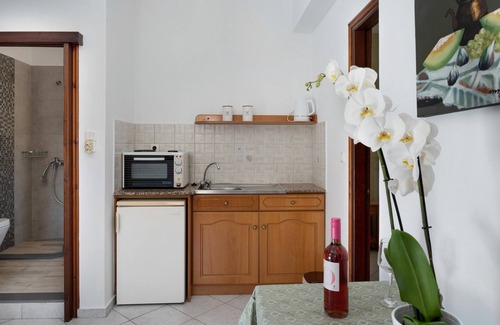 Kamari Apartamento | Apartamento 'Amphitrite - Standard' con vistas al mar, Wi-Fi y aire acondicionado