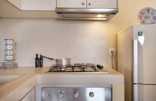 Kithira Apartamento | Apartamento 'Angel's 1' con terraza compartida, Wi-Fi y aire acondicionado