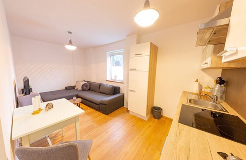 Lunz am See Apartamento | Apartment Angermühle 50m2 mit Blick auf den Garten