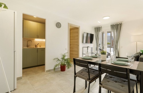 El Besos i el Maresme Apartamento | Apartamento 'Apartamento Cerca De La Playa' con balcón, Wi-Fi y aire acondicionado