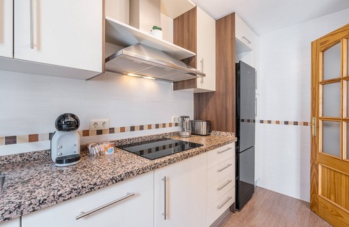 Barrio de la Vega Apartamento | Apartamento 'Apartamento Molinillo' con vistas a la montaña, Wi-Fi y aire acondicionado.