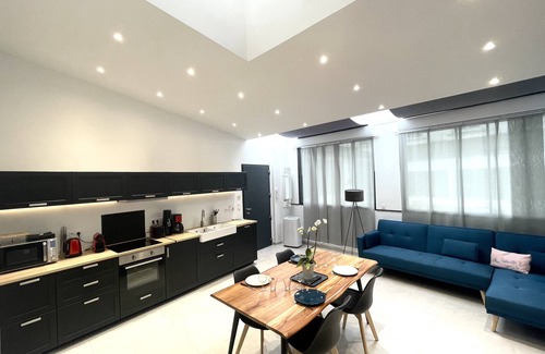 Montreuil-sur-Mer Apartamento | Apartamento-Apartamento-Baño en la habitacion-Vista al patio-Appartement N°03
