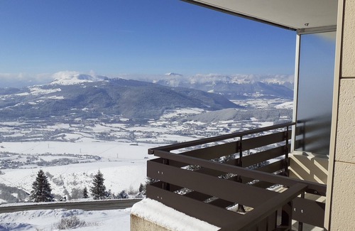 Saint-Honore Apartamento | Apartamento 'Appartement Avec Balcon St Honore'
