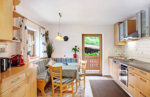 Wildschoenau Apartamento | Apartamento 'Appartment Stockeben' con vistas a la montaña, terraza privada y Wi-Fi