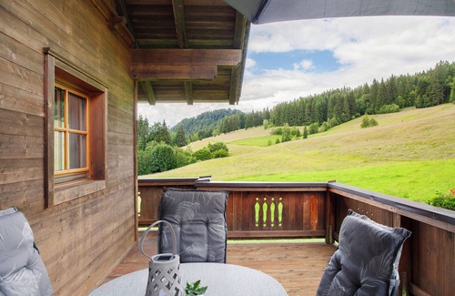 Wildschoenau Apartamento | Apartamento 'Appartment Stockeben' con vistas a la montaña, terraza privada y Wi-Fi