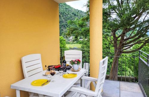 Losone Apartamento | Apartment Appartment sulle Viti by Interhome