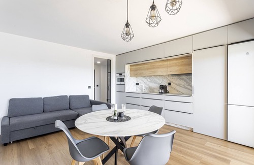 Canet de Berenguer Apartamento | Apartamento 'Atico Con Piscina En La Playa' Con Vistas Al Mar, Wi-Fi Y Aire Acondicionado