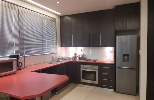 Windhoek West Apartamento | APARTMENT AT HERITAGE SQUARE