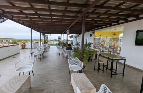 East Legon Apartamento | Apartment at Oasis Park & Residences