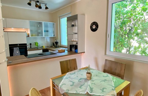 Rhein-Erft-Kreis District Casa | Apartment at the castle
