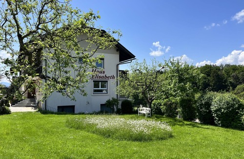 Augsdorf Apartamento | Apartamento Tulpe by Interhome