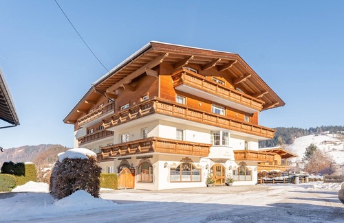 Niederau Apartamento | Apartment with balcony/terrace and wellness