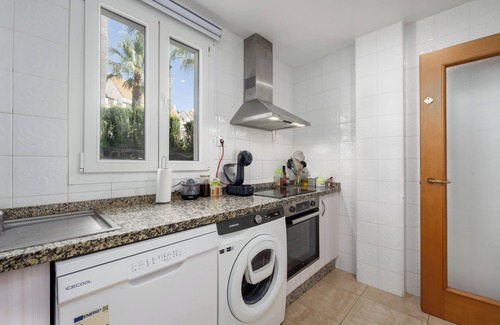 Alcorrin Apartamento | Apartamento 'Atico Duplex Con Terraza' con vistas al mar, Wi-Fi y aire acondicionado