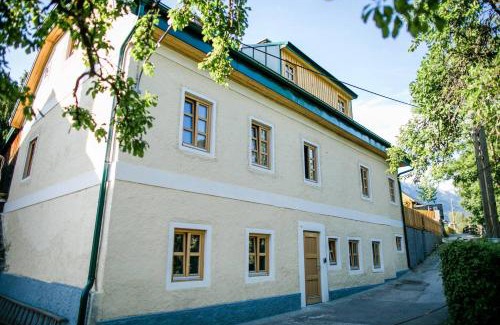 Bad Aussee Apartamento | Apartment Aussee- Hallsatt Salzherrenhof- Küche, WLAN, Netflix