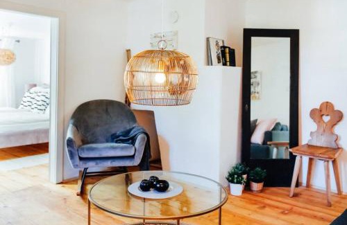 Bad Aussee Apartamento | Apartment Aussee- Hallsatt Salzherrenhof- Küche, WLAN, Netflix