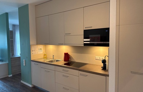 Sankt Georgen im Schwarzwald Apartamento | Apartamento 'Auszeit Mit Plege - Fewo 5' con terraza privada, jardín compartido y Wi-Fi