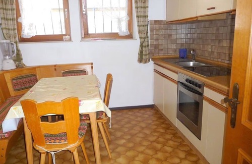 Owingen Apartamento | Apartamento 'Braun' con balcón y Wi-Fi
