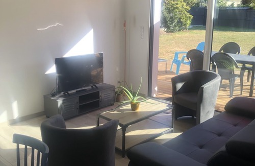 Fouesnant Apartamento | Apartment B T3 ground floor with terrace near beaches