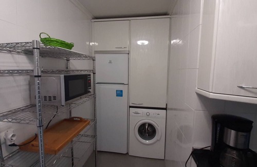 Zarautz Apartamento | Apartamento Bañeru 3 - Vivienda en 1 línea de playa centro ciudad by Egona