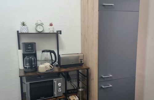 Cottbus Apartamento | Apartamento 'Bahnhofsnahes Altstadt-Paradies' con balcón y Wi-Fi