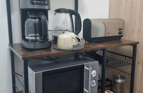 Cottbus Apartamento | Apartamento 'Bahnhofsnahes Altstadt-Paradies' con balcón y Wi-Fi
