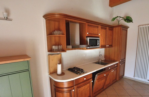 Albisano Apartamento | Apartment Bardino with Pool and Lake View