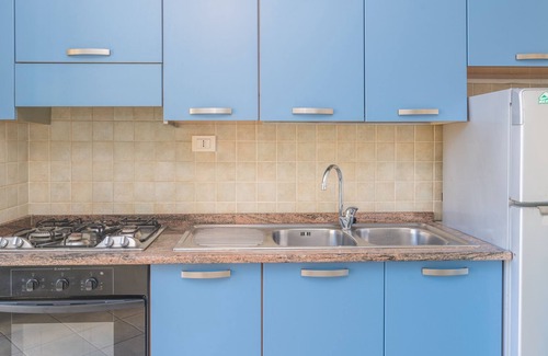 Barrabisa Apartamento | Apartamento 'Barrabisa Bilocale Grazioso' con terraza privada y aire acondicionado