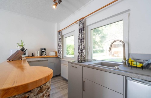 Liepe Apartamento | Apartamento 'Behling 2 con terraza' con jardín y Wi-Fi