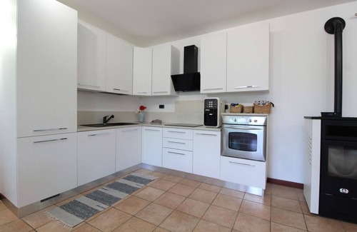 Castelcucco Apartamento | Apartment 'Bella Vita' with Private Pool, Wi-Fi and Air Conditioning