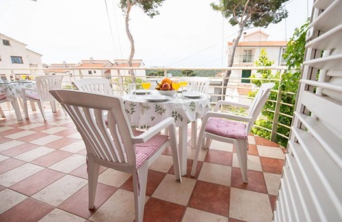 Vrpolje Apartamento | Apartamento Bencun by Interhome