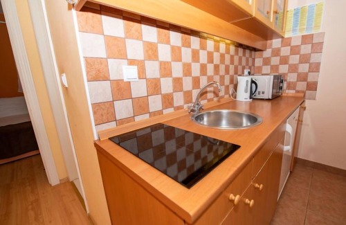 Vrpolje Apartamento | Apartamento Bencun by Interhome
