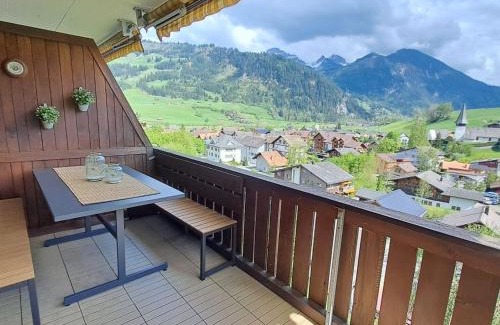 Zweisimmen Apartamento | Apartment Bergluft by Interhome