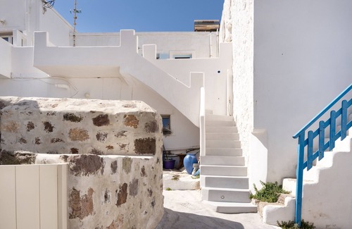 Milos Apartamento | Apartamento 'Betty with Sea View' con vistas al mar, Wi-Fi y aire acondicionado.