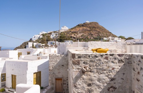 Milos Apartamento | Apartamento 'Betty with Sea View' con vistas al mar, Wi-Fi y aire acondicionado.