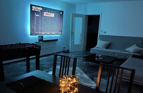 Twischkamp Apartamento | Apartment "Big Cinema" PLEASE READ DESCRIPTION! PHONE 01736249051