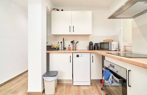 Almunecar Apartamento | Apartamento 'Bikini Beach 6' con vistas al mar, Wi-Fi y aire acondicionado