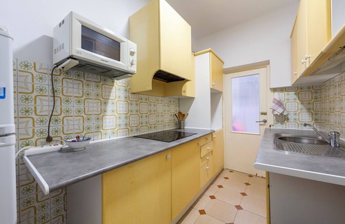 Almeria Apartamento | Apartamento 'Bilbao 22 Comodo' con vistas al mar y aire acondicionado