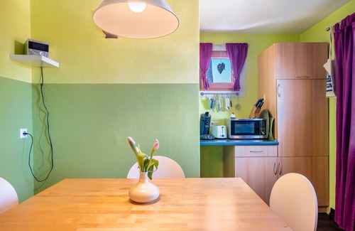 Sankt Georgen im Schwarzwald Apartamento | Apartamento 'Blackforest' con terraza compartida, jardín compartido y Wi-Fi