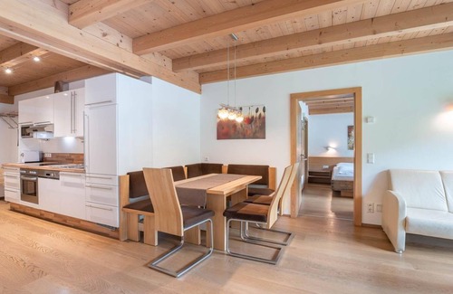Mauterndorf Apartamento | **** Residencia y *** Casa de vacaciones para Hackenschmiede - Apartamento "Blumenwiese"