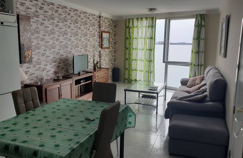 Playa de Arinaga Condominio | CanariasBrisaMar 1° línea Mar wifi/Sat Solarium 3 room 2baño Vistas bonitas