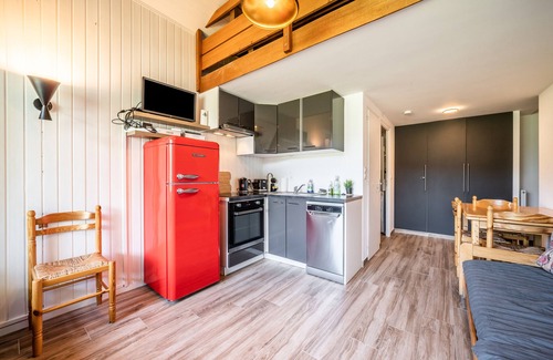 Thollon-les-Memises Apartamento | Apartamento 'Calme, Nature Et Tranquilité' con vistas al lago, balcón y Wi-Fi