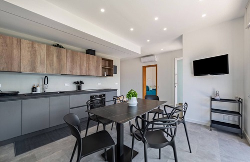 Brenzone sul Garda Apartamento | Apartamento 'Cà Granda Brenzone' con vistas al lago, Wi-Fi y aire acondicionado