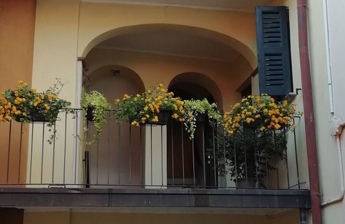 Lavena Ponte Tresa Apartamento | Apartment 'Casa Pedrarias' with Lake View, Wi-Fi and Air Conditioning