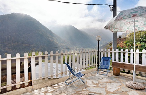 Prea Apartamento | Apartamento "Casa Paradiso di Montagna" con terraza privada y Wi-Fi