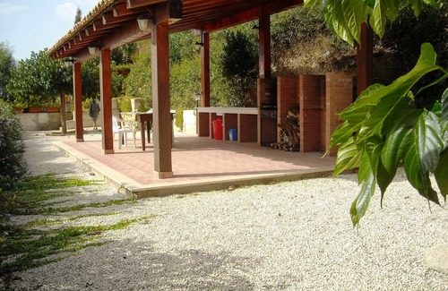 Menfi Apartamento | Apartamento Calliope es ideal para dos parejas o una pareja con dos bebés.