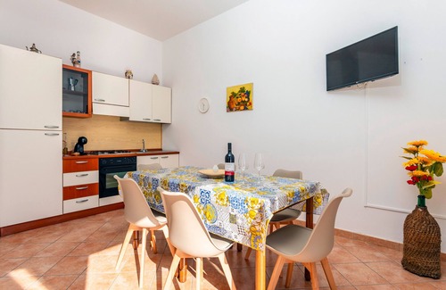 Piedimonte Etneo Apartamento | Apartamento 'Camia Etna House - Deluxe' con vistas al mar, Wi-Fi y aire acondicionado