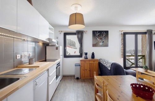 Les Angles Apartamento | Apartamento 'Capcir' con vistas a la montaña, terraza compartida y Wi-Fi