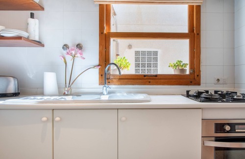 Soller Apartamento | Apartamento Carla cerca de la playa con amplio balcón, vista a la montaña, Wi-Fi y aire acondicionado