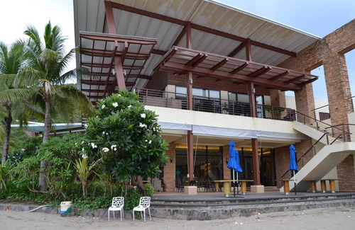 Nasugbu Apartamento | Apartment Carola B 711 at Pico de Loro